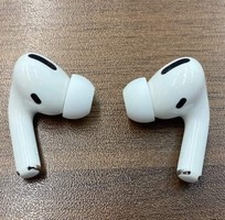 2 Tai nghe Airpods pro còn BH 8 tháng