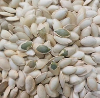 1 Hủ 500gr Hạt bí đỏ rang nguyên vỏ không màu, sạch