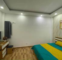 4 Cần tuyển phụ bán hàng cùng 4 Cần tuyển phụ bán hàng cùng