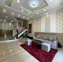 929 Cần tuyển phụ bán hàng cùng 929 Cần tuyển phụ bán hàng cùng