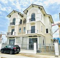726 Cần tuyển phụ bán hàng cùng 726 Cần tuyển phụ bán hàng cùng