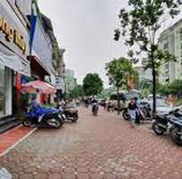 1112 Cần tuyển phụ bán hàng cùng 1112 Cần tuyển phụ bán hàng cùng