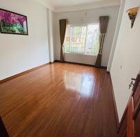880 Cần tuyển phụ bán hàng cùng 880 Cần tuyển phụ bán hàng cùng
