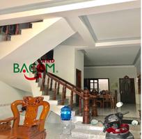 1156 Cần tuyển phụ bán hàng cùng 1156 Cần tuyển phụ bán hàng cùng