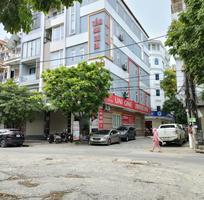 231 Cần tuyển phụ bán hàng cùng 231 Cần tuyển phụ bán hàng cùng