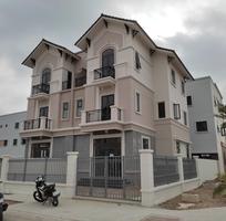 1337 Cần tuyển phụ bán hàng cùng 1337 Cần tuyển phụ bán hàng cùng