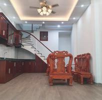 1331 Cần tuyển phụ bán hàng cùng 1331 Cần tuyển phụ bán hàng cùng