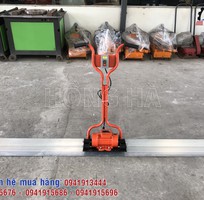 1 Máy đầm thước chạy điện 220v