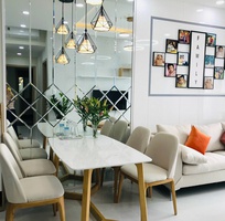 Lắp đặt gương trang trí