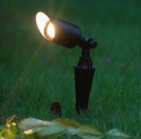 Bộ đèn cắm cỏ sân vườn LED MEGAMAN chống thấm IP66