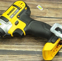 Máy vặn vít chạy pin Dewalt DCF787D2 chính hãng, giá rẻ nhất