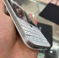 3 Nhượng lại Blackberry Q20 fullbox trắng ngọc trinh