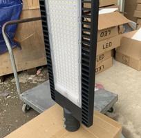 1 Đèn LED đường phố công suất 150w