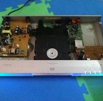 1 DVD JVC Nhật,đang sử dụng, mắt đọc tốt, hàng xuất, điện 220v, remote xịn