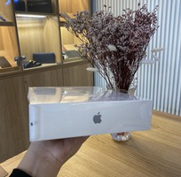 2 BÁN Ipad pro 11 inch 2020 only wifi 128gb nguyên seal chưa active