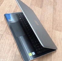 1 Hp Pavilion 15 vỏ nhôm khối, I5-7200, Ổ ssd, Vga rời, 15.6"FullHD