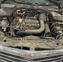 Sửa chữa động cơ xe bị hao dầu nhớt