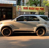 Cần bán fortuner tháng 12/2016, odo 19.000km