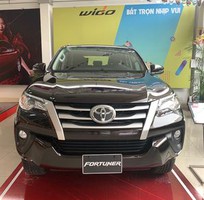 Fortuner 2.4g mt máy dầu, số sàn tt từ 230tr