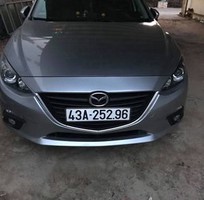 Cần bán xe madza3 2017