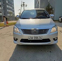 Gia đình cần bán toyota innova 2013 số sàn