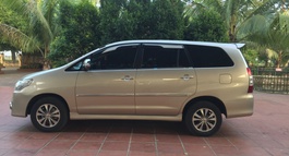 GIA ĐÌNH CẦN BÁN CHIẾC XE Ô TÔ TOYOTA INNOVA 2.0E SX2016,MÀU VÀNG CÁT CHÍNH CHỦ TÔI SỬ DỤNG