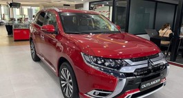 BÁN NHANH OUTLANDER PREMIUM 2020 BIỂN SG