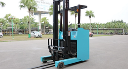 XE NÂNG CŨ REACH TRUCK 1.5 TẤN SUMITOMO 61FBR15SE