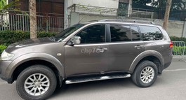 CHÍNH CHỦ CẦN BÁN XE MITSUBISHI PAJERO SPOST SẢN XUẤT 2015