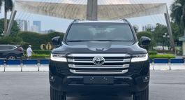 BÁN TOYOTA LAND CRUISER 3.5 MÀU ĐEN/ KEM, SẢN XUẤT 2023, XE GIAO NGAY.