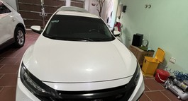 BÁN  HONDA CIVIC RS ĐĂNG KÝ THÁNG 4/2020  MỚI HẾT BẢO HÀNH ĐƯỢC 4 THÁNG .