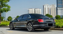 SALON GIDLUXURY AUTO CẦN BÁN BENTLEY FLYING SPUR SẢN XUẤT 2021