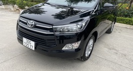 CTY GIA ĐÌNH CẦN BÁN XE TOYOTA INNOVA MÀU ĐEN ĐỜI 2020