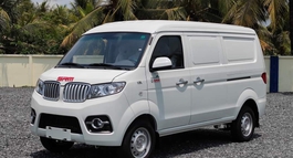 VAN X30I 2 CHỖ GIAO NGAY MÀU TRẮNG