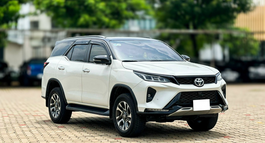 TOYOTA FORTUNER LEGENDER 2.4G 4X2 AT SX 2020