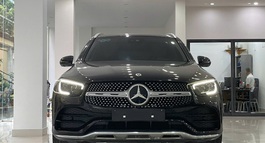 GLC300 AMG - SX: 2021 MÀU ĐEN / NỘI THẤT KEM