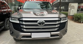 TOYOTA LAND CRUISER LC300 2023 ĐĂNG KÝ CUỐI 2023 CHỦ TƯ NHÂN MUA TỪ MỚI.