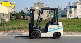 XE NÂNG DẦU UNICARRIERS FD15T14 NHẬT BẢN