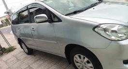 TOYOTA INNOVA 2011 8 CHỖ BẠC