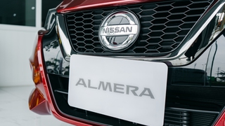 Nissan Almera 2022 VL giá sập sàn 