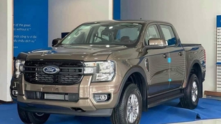 Ford Ranger XLS 4x2 AT 2022 Ưu Đãi Cực Tốt Cuối Năm 