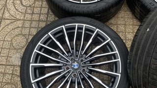 Combo mâm lốp BMW 20 inch kèm lốp Pirelli 245/40R20 