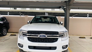 Ford Ranger XLT 2.0L 4 4 AT 2023 GIÁ TỪ: 830,000,000 VNĐ 
