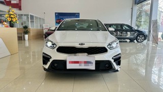 Bán Kia Cerato 2.0AT Premium 2019 màu trắng 