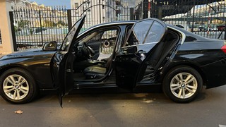 BMW 320i LCI 2017 màu đen.nội thất đen ,chính chủ sang tên ũy quyền tùy thích 
