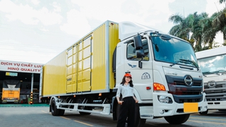 Hino FG UTL 6.4 Tấn Thùng Kín Container Dài 10M CÓ SẴN TRẢ TRƯỚC 360TR 