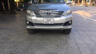 Cần Bán Xe Toyota Fortuner Sản Xuất Năm 2012 Fom Mới 4x2 Ở Minh Khai Hưng Yên 