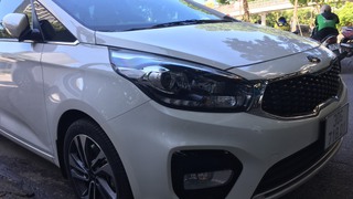 Kia Rondo 2.0 GAT 2020 Trắng. Xe như mới 