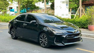 Toyota Corolla Altis sản xuất 2021 1.8G Đen 