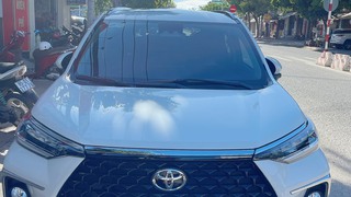 Toyota veloz 2022 , bản nhập, tự động , màu trắng 